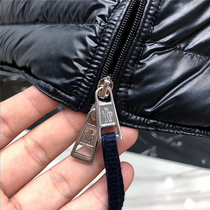 moncler down vest 37