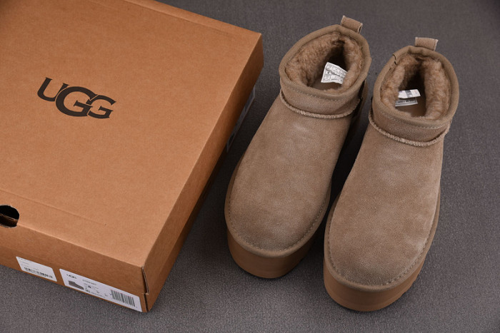 UGG BOOTS UGG000025
