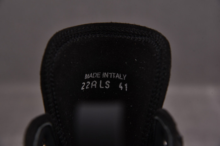 b23 oblique high top sneakers t00480h076