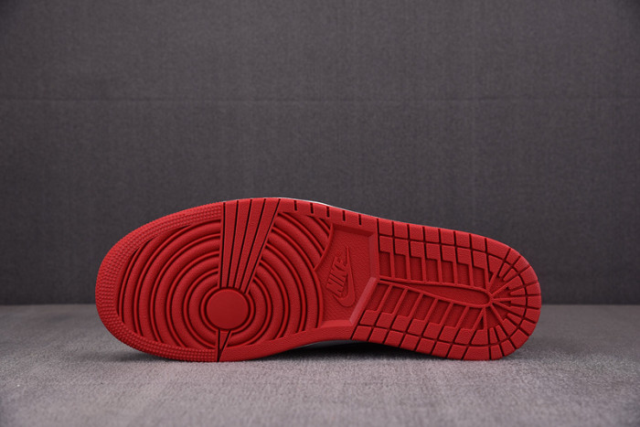 air jordan 1 retro low og black toe cz0790-106