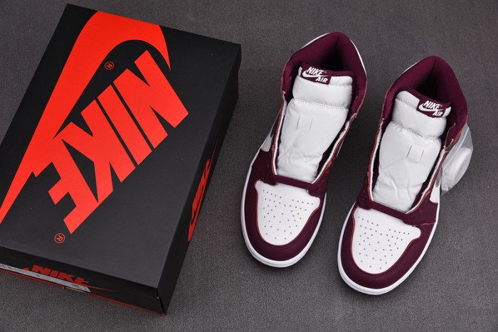 air jordan 1 retro high og bordeaux 555088-611