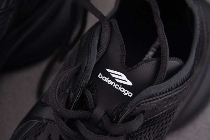 sneaker circuit 7000004