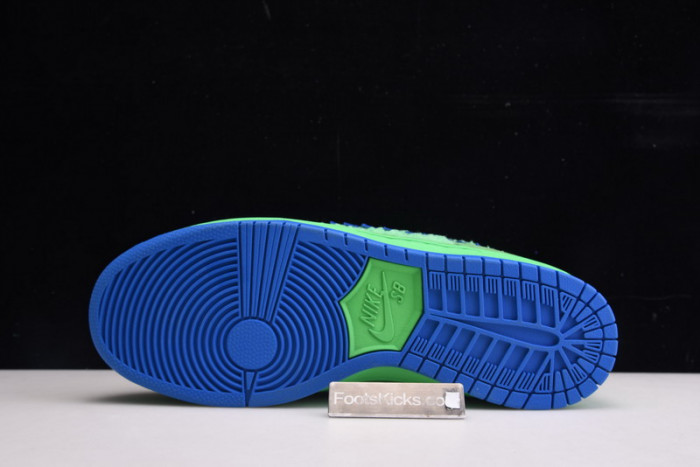 grateful dead x nike sb dunk low“ green bear” cj5378-300