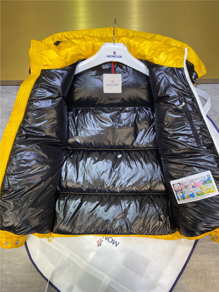 Moncler Down Jacket 73
