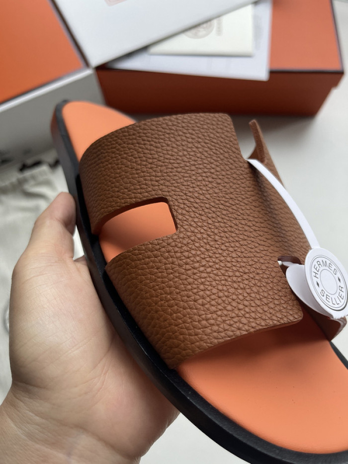 Herme* Sandal85
