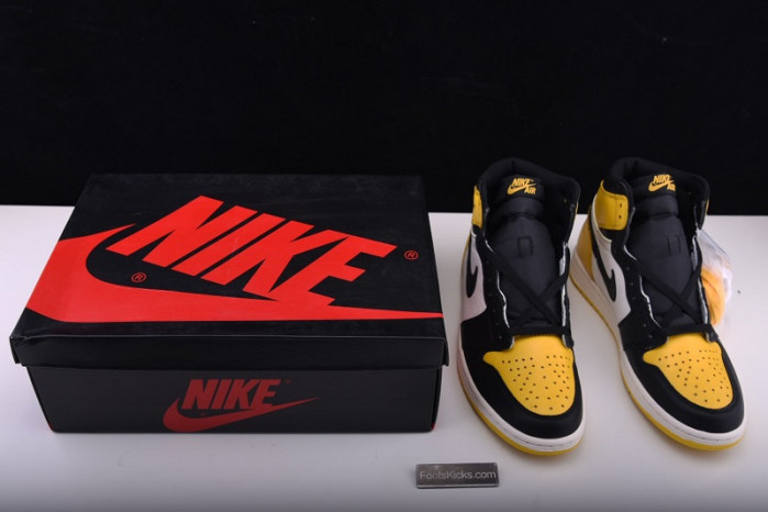air jordan 1 yellow toe ar1020-700