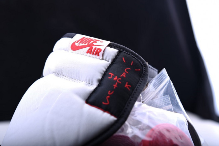 travis scott air jordan 1 cd4487-100