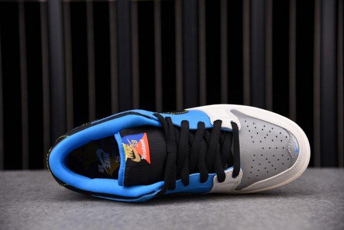 instant skateboards x nike sb dunk low cz5128-400