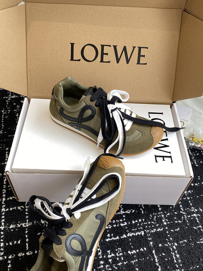 L0EWE Sneakers LW1000012