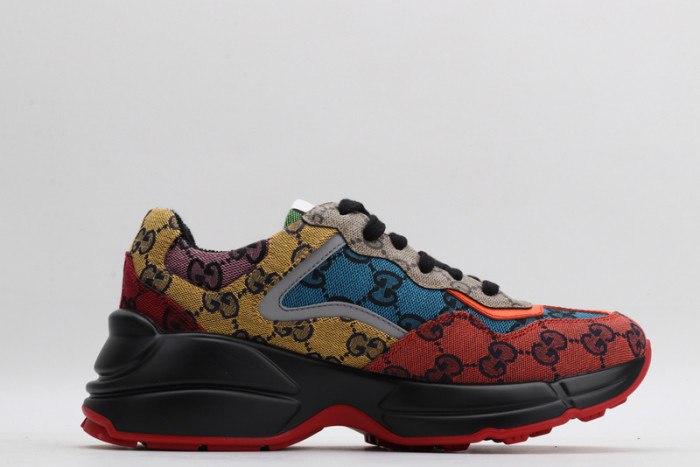 G*u*i* trainer sneaker2