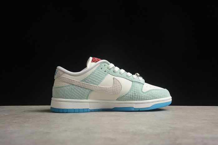 nike dunk low lx year of the dragon fz5065-111