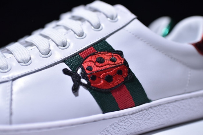 g*u*i ace embroidered low-top sneaker with ladybird