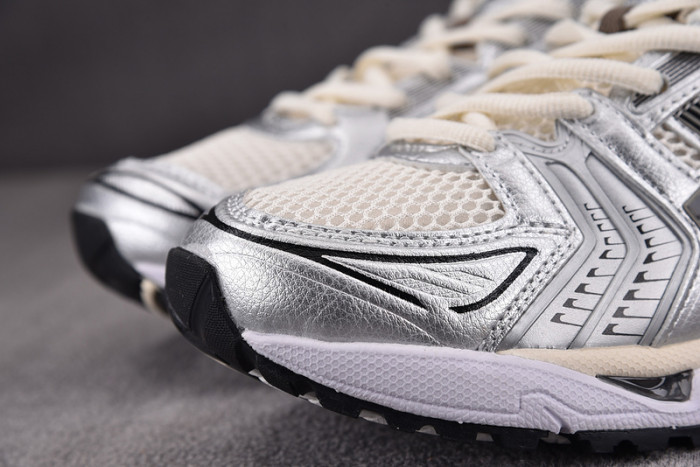 As*ic*s gel-kayano 14 1201a019-108