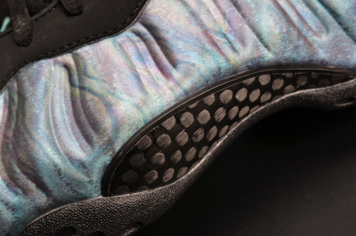 nike air foamposite one prm “abalone” black/aurora green mens 575420-009