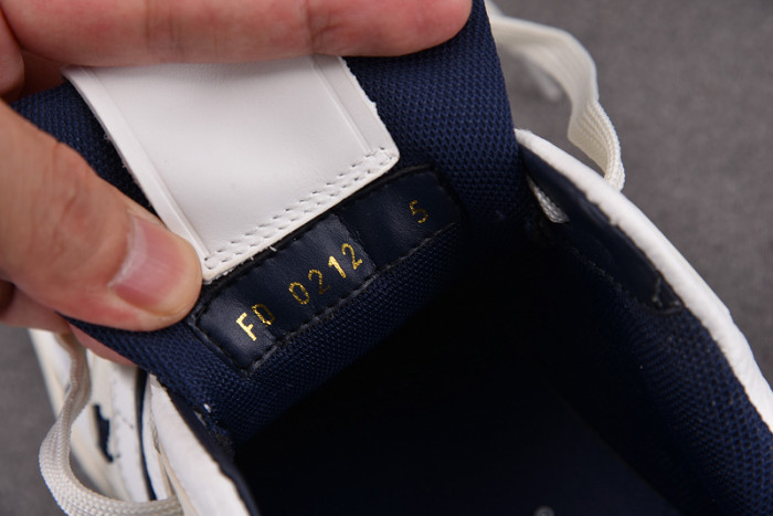 l&v snekaers l0000096