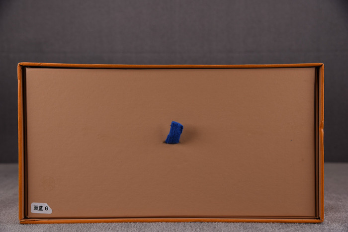 l&v snekaers l0000077