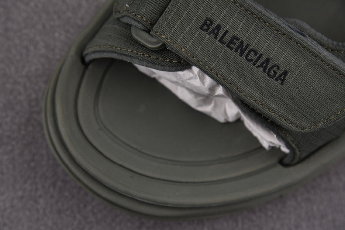 balenciag* sandal 40
