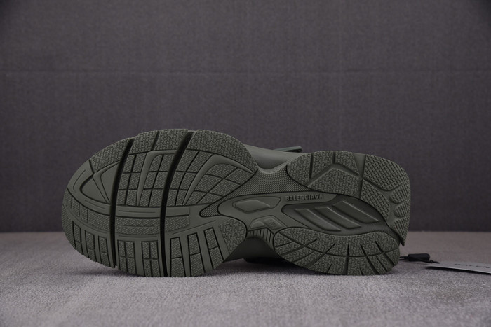 balenciag* sandal 40