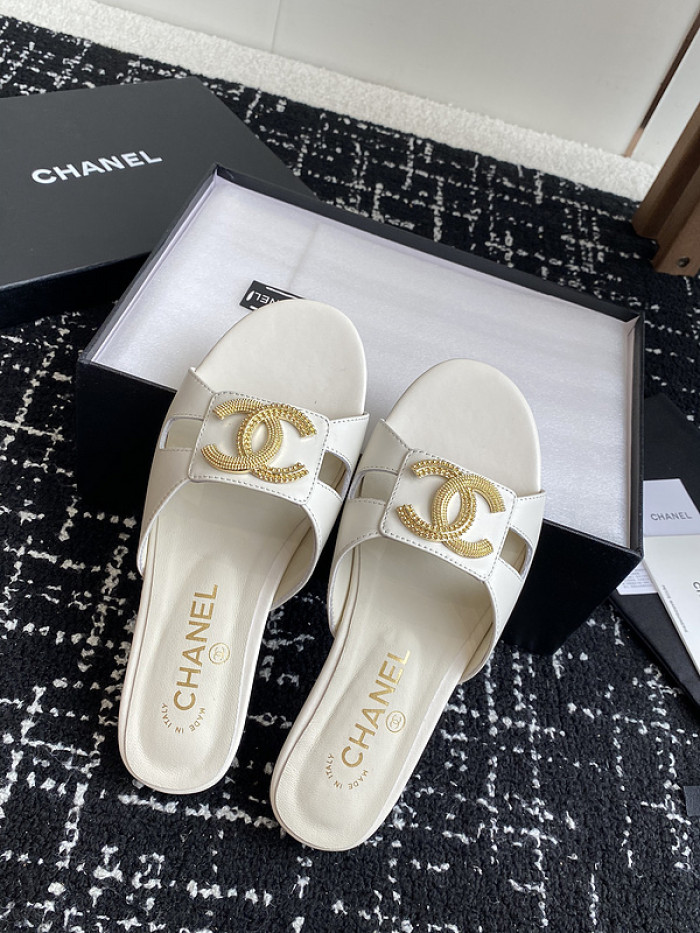 CHANE* SANDAL 23