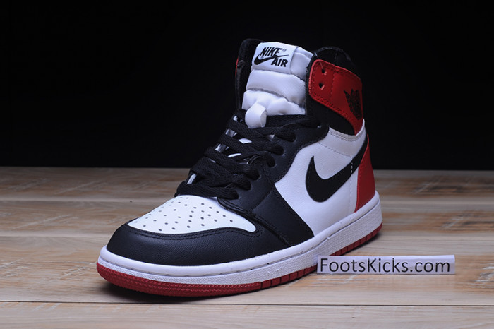 air jordan 1 high og “black toe” white/ black-varsity red 555088-125